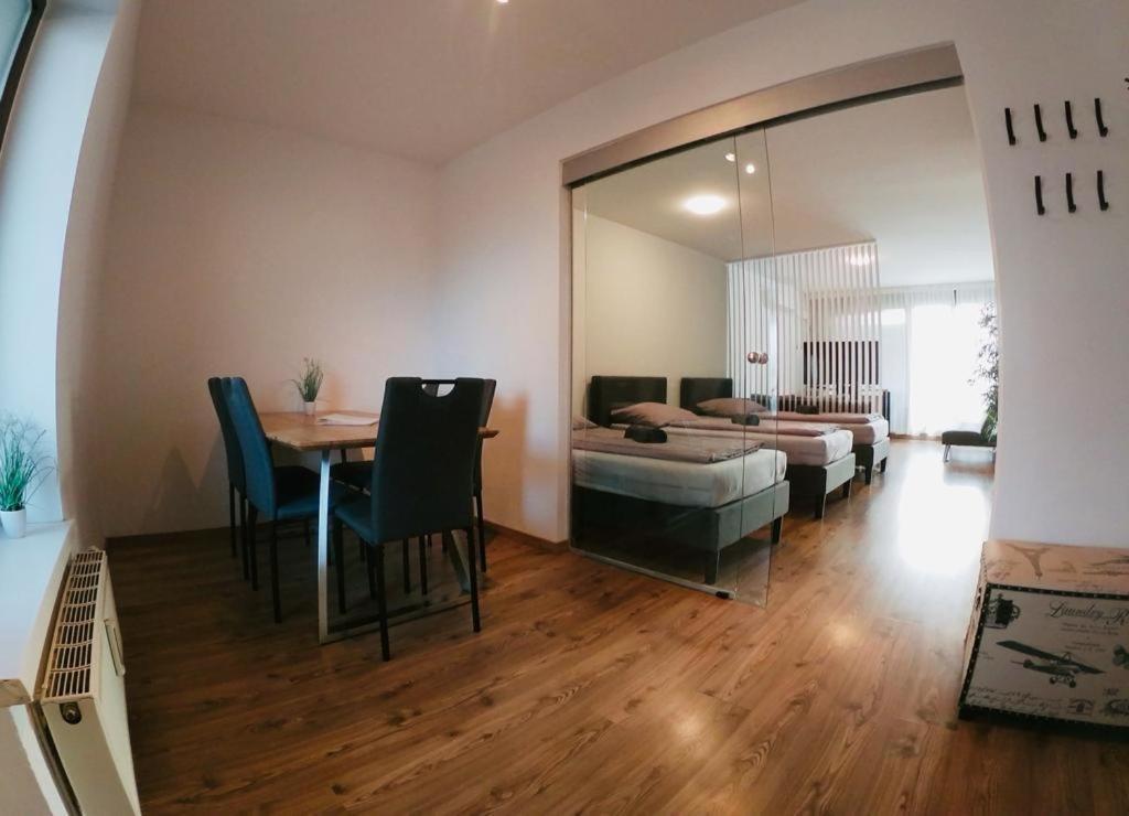 Aspern Nationalpark Apartment Βιέννη Εξωτερικό φωτογραφία
